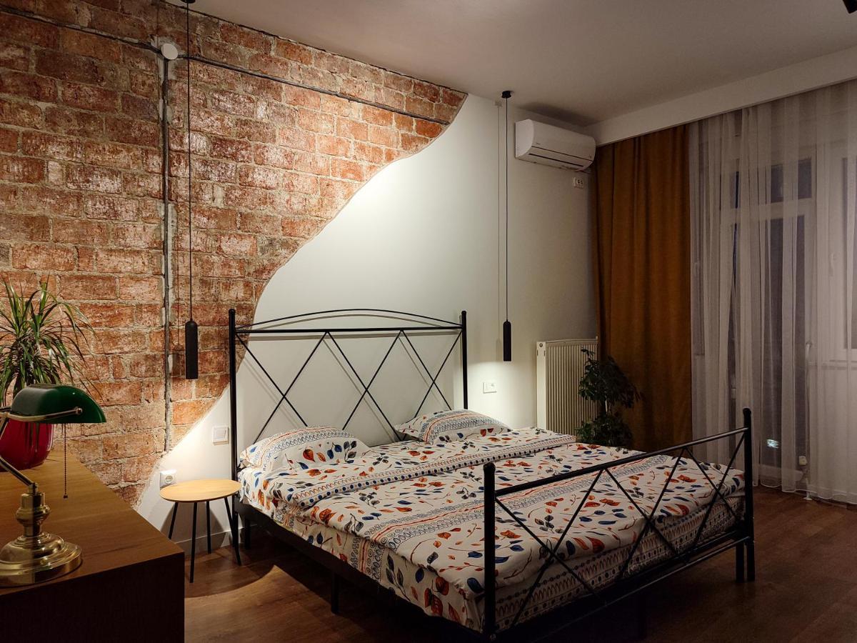 Appartement Urban Cozy Retreat à Pristina Extérieur photo