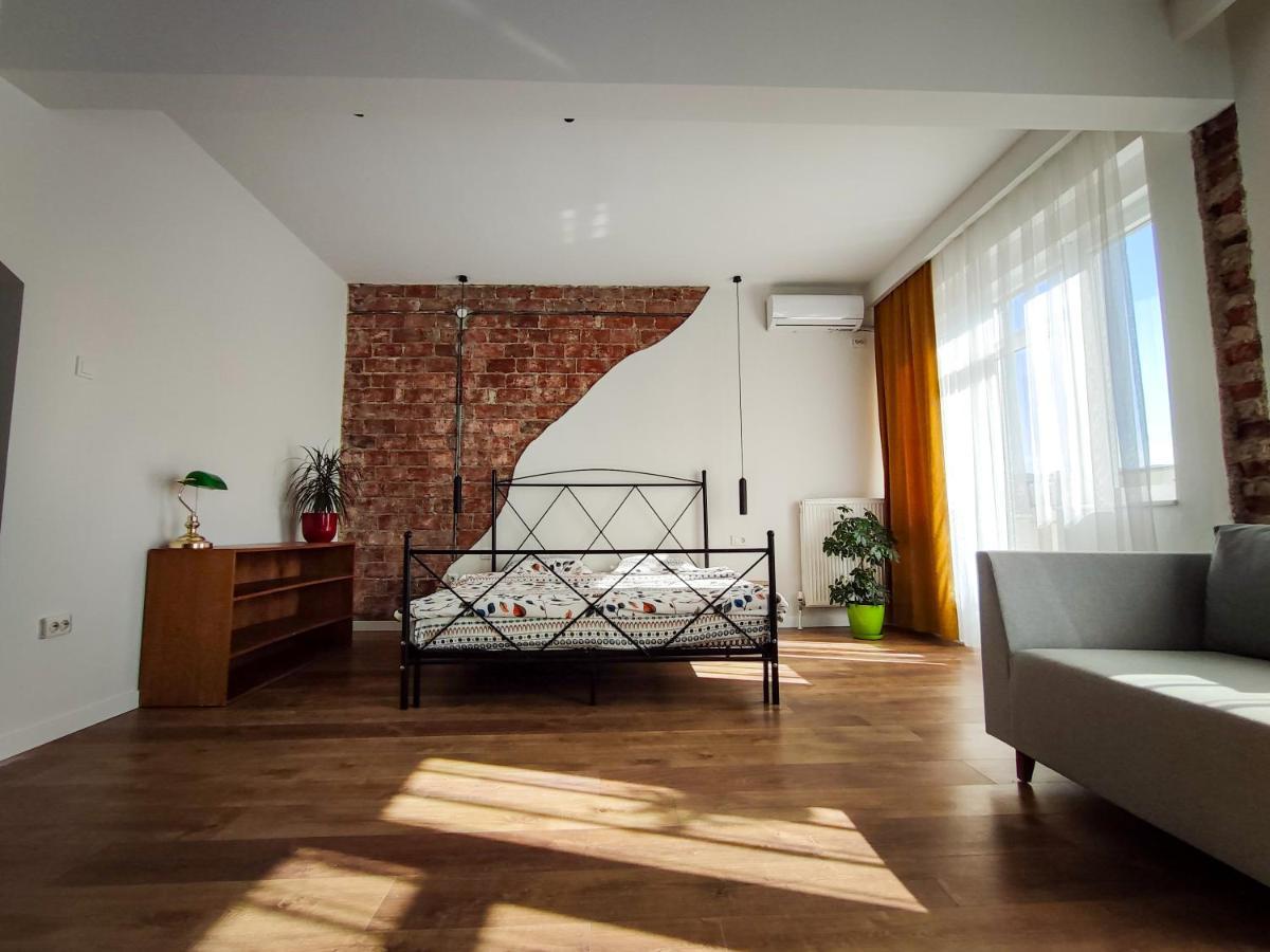 Appartement Urban Cozy Retreat à Pristina Extérieur photo